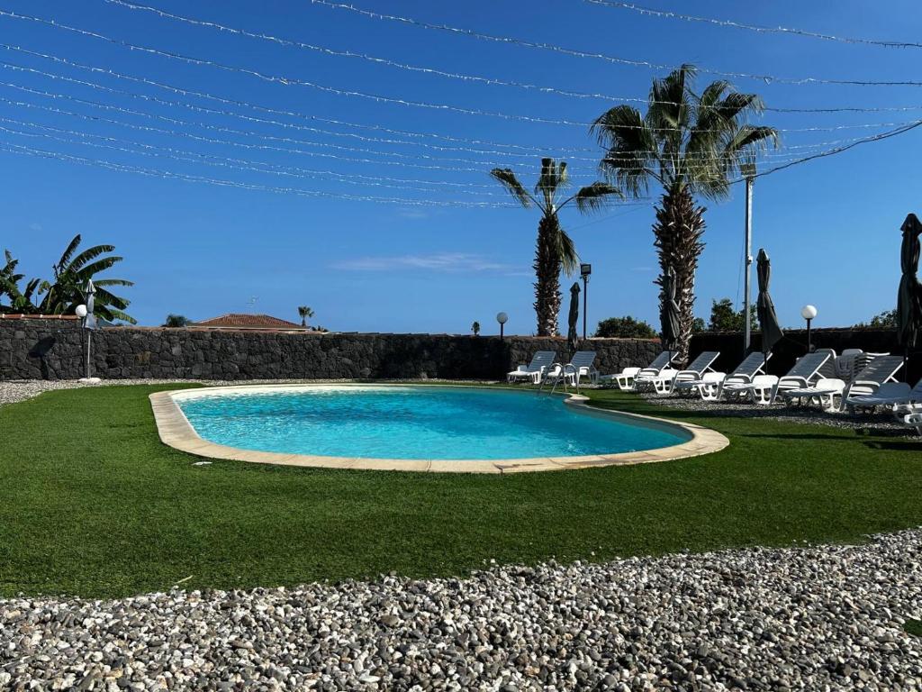 Il Rustico "con piscina in esclusiva o condivisa"