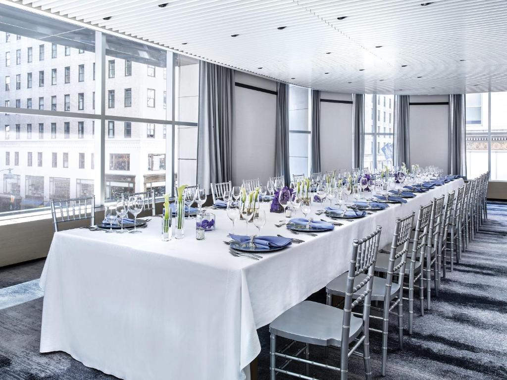 The Langham, New York, Fifth Avenue 5