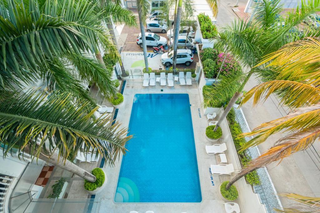 Vista de la piscina de Hotel Manantial Melgar o alrededores