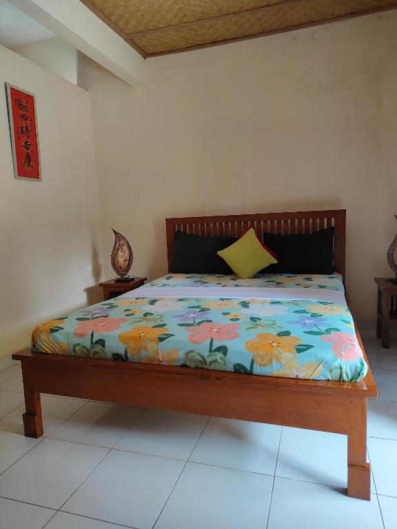 Kaia Lovina Guest House - Deluxe Double Room