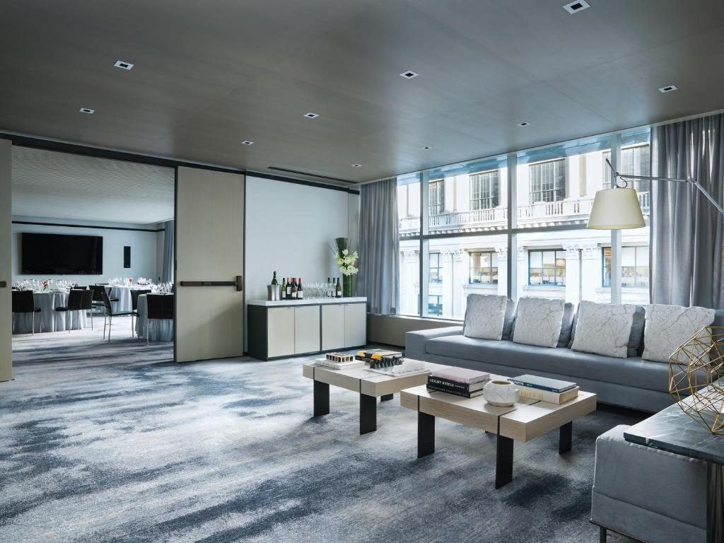 The Langham, New York, Fifth Avenue photo