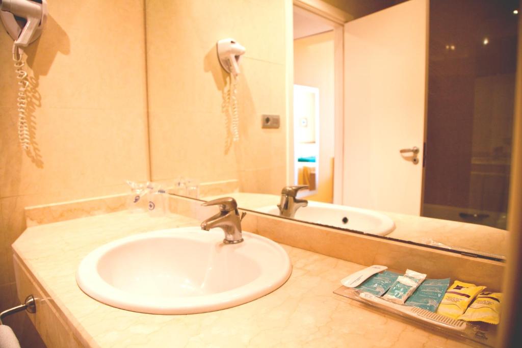 Hotel Mediterraneo - 
