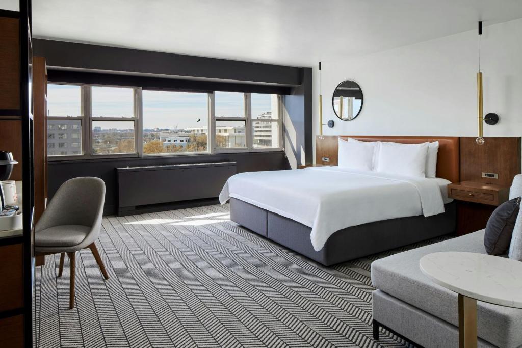ARC Hotel, Washington DC, Series by Marriott - Executive Zimmer Mit Kingsize-Bett