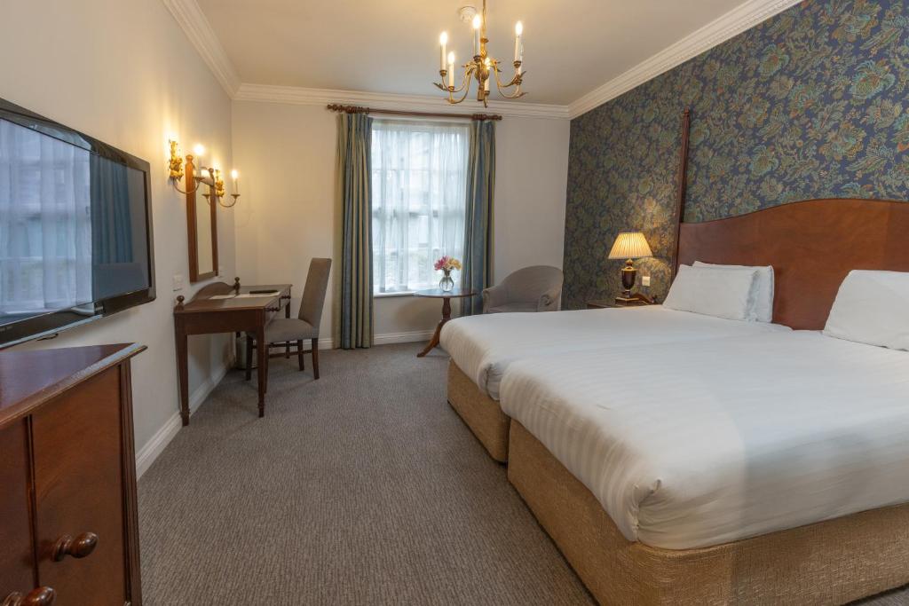 Ringwood Hall Hotel & Spa, Best Western Signature Collection - Executive Double Room - Non-Smoking