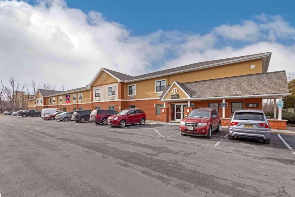 Studio 6 Extended Stay Rochester Greece NY - Housity