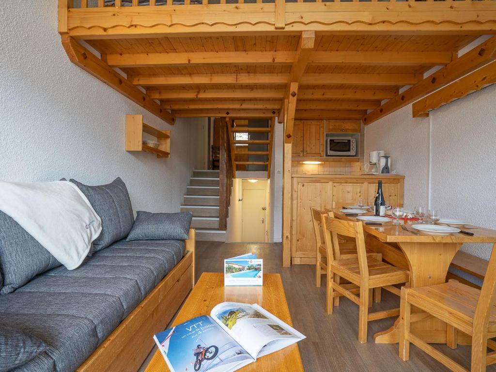 Apartment Brelin Danchet 1026 by Interhome