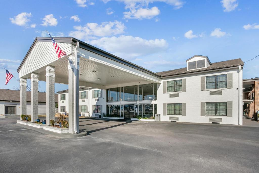At Home Inn - Pensacola photo