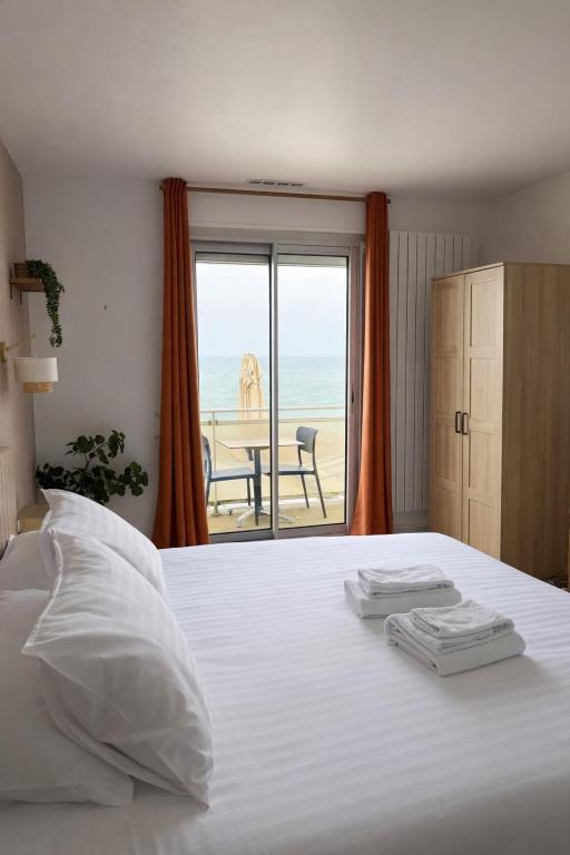 Hôtel La Frégate - Double Room With Balcony And Sea View