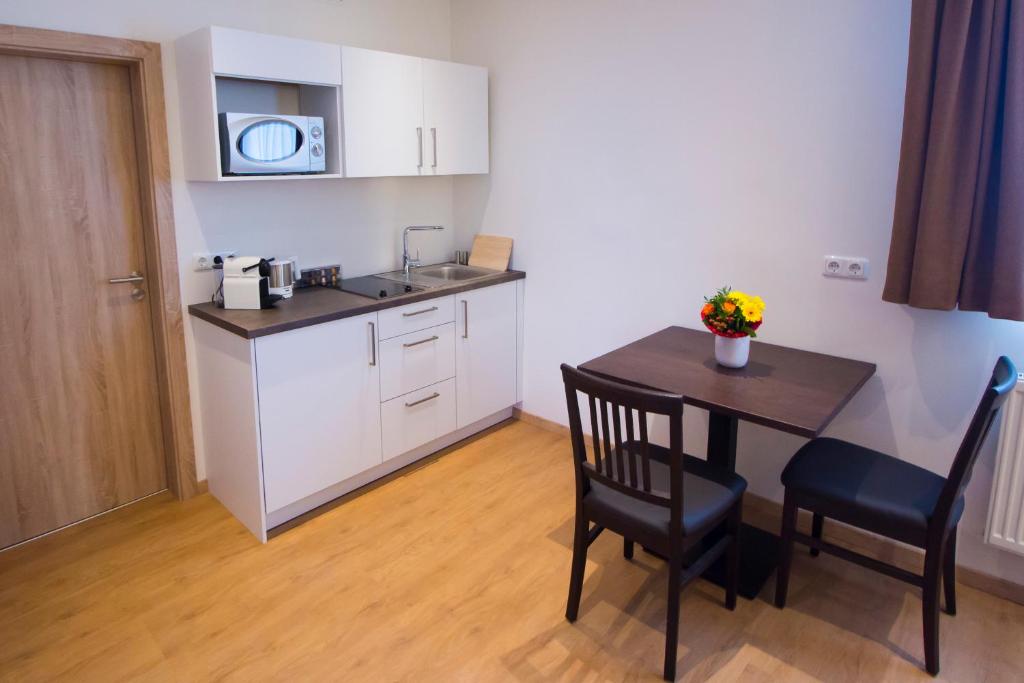 Gästehaus am Lindenhain - 1