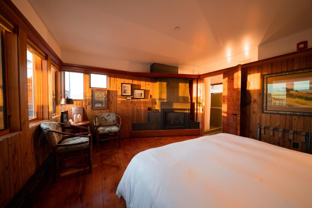 The Inn at Newport Ranch - Kamer Met Kingsize Bed En Uitzicht Op Zee