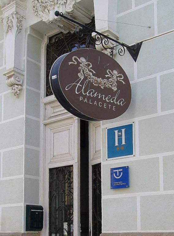 Alameda Palacete, Cáceres – Updated 2023 Prices