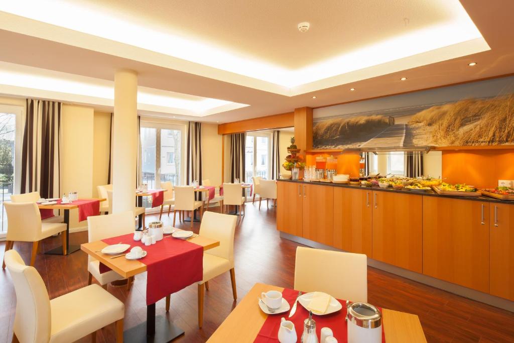 Restaurace v ubytování Moin Hotel Cuxhaven