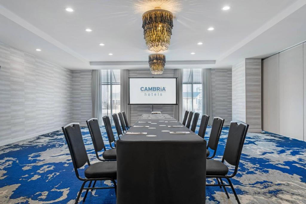 Cambria Hotel Ocean City - Bayfront photo