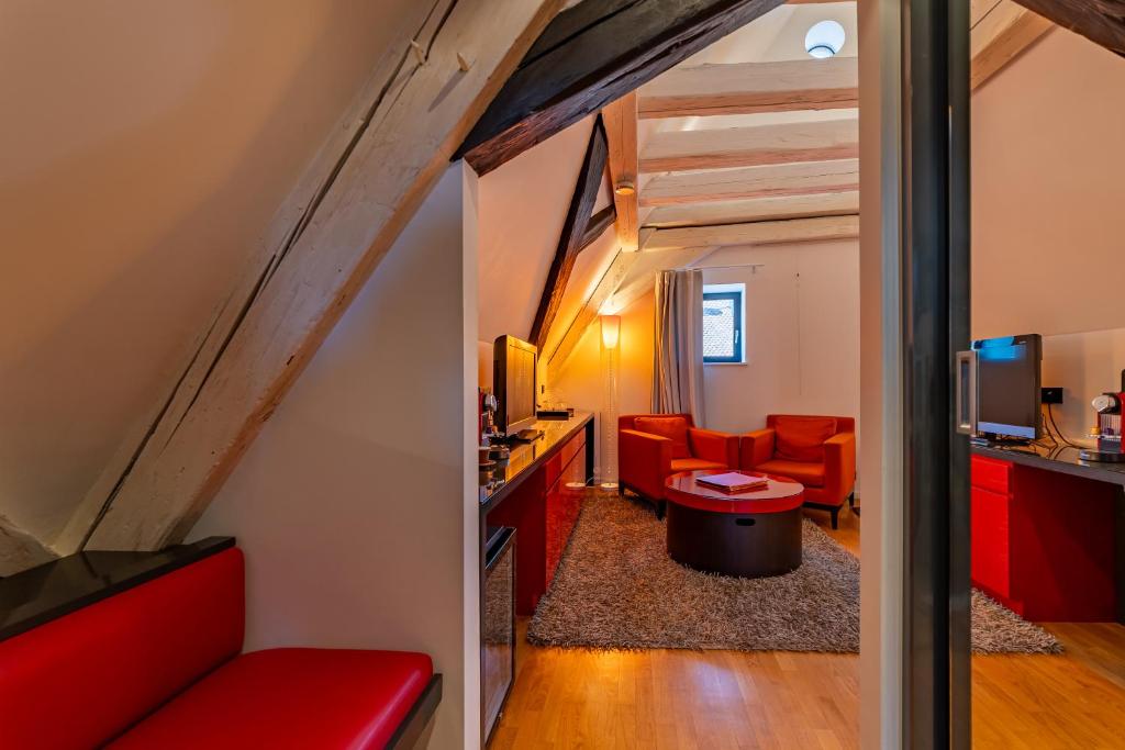 Le B. Suites, Chambres & Restaurant – photo 26