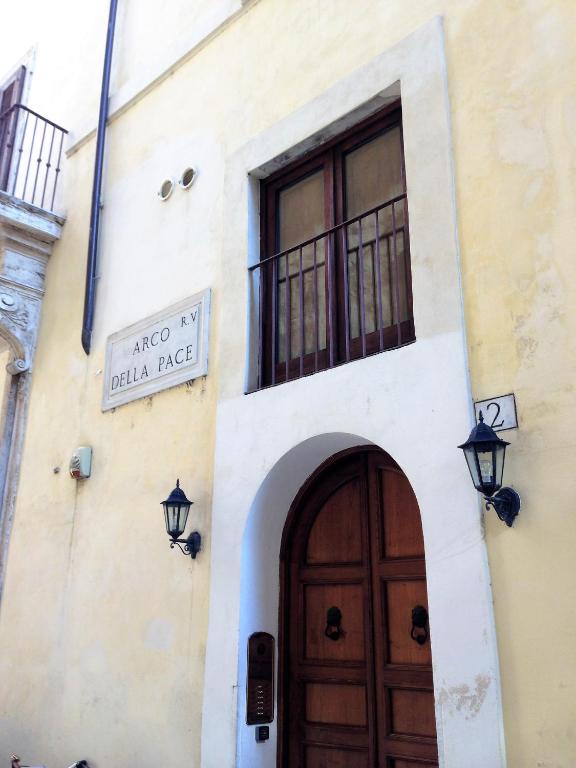 The facade or entrance of Navona Secret Suite