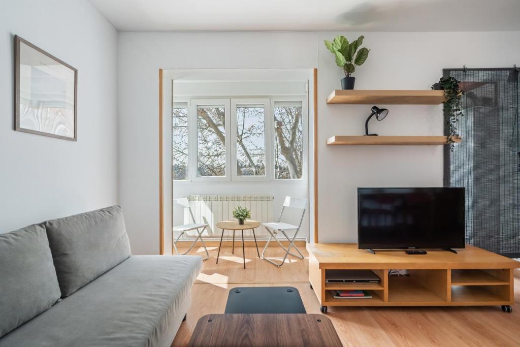 Luminous apartment in Imperial neighborhood MELANC