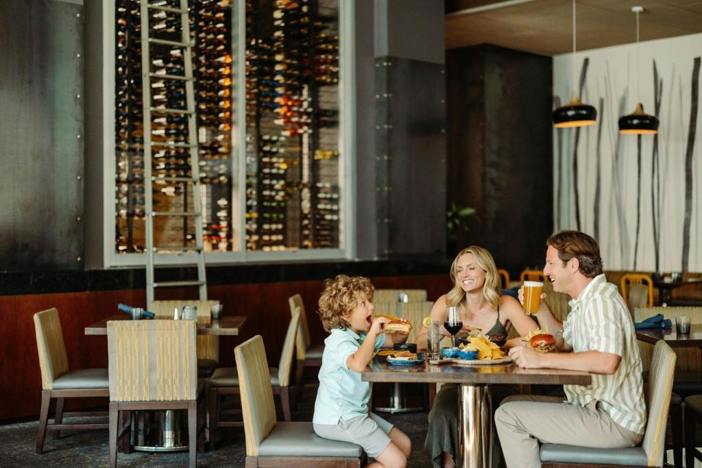 The Westin Phoenix Downtown photo