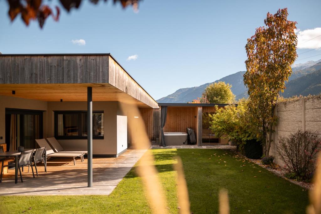 Amolaris Garden Lodges & Guesthouse