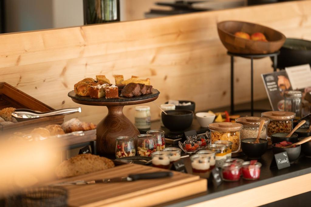 Amolaris Garden Lodges & Guesthouse
