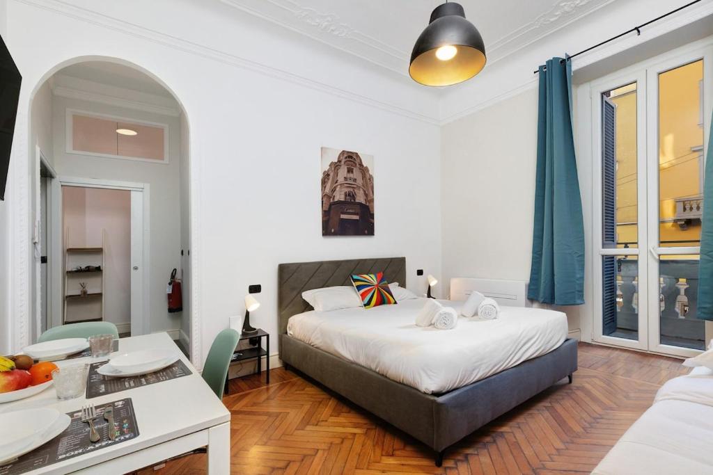 Elegance & Comfort I Balcony I Metro 200m
