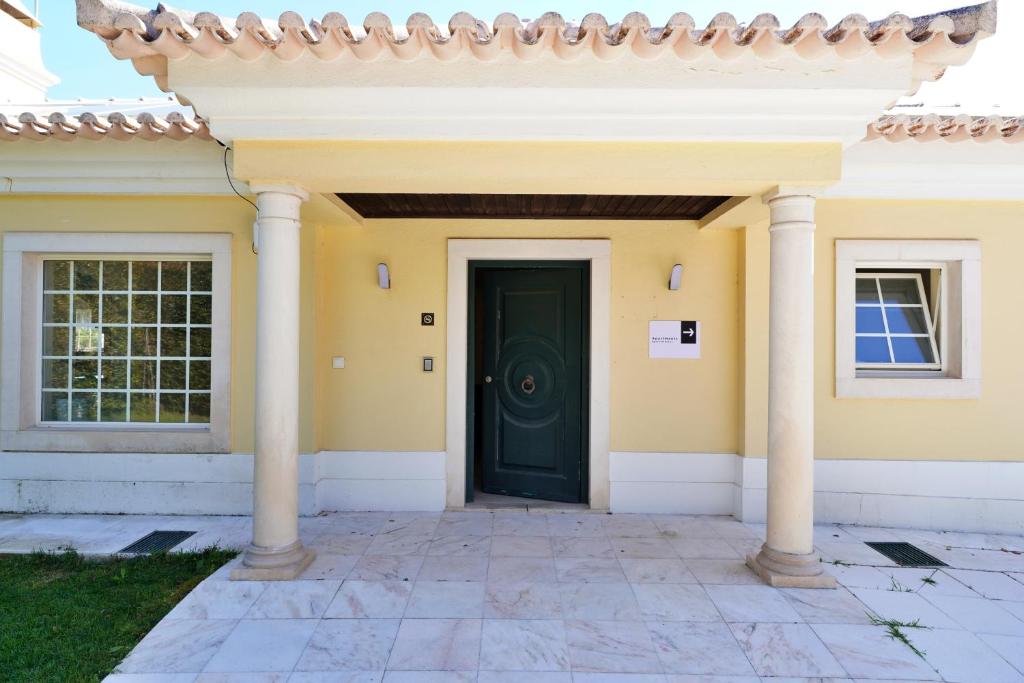 MBird 19 Estoril Penthouse 501