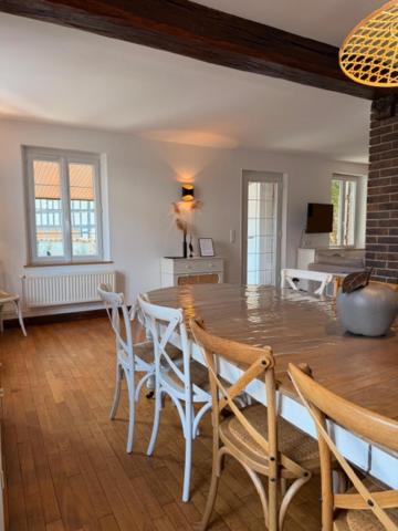 Le Cheval Blanc - Lac du Der - Logis Hotel - Holiday Home