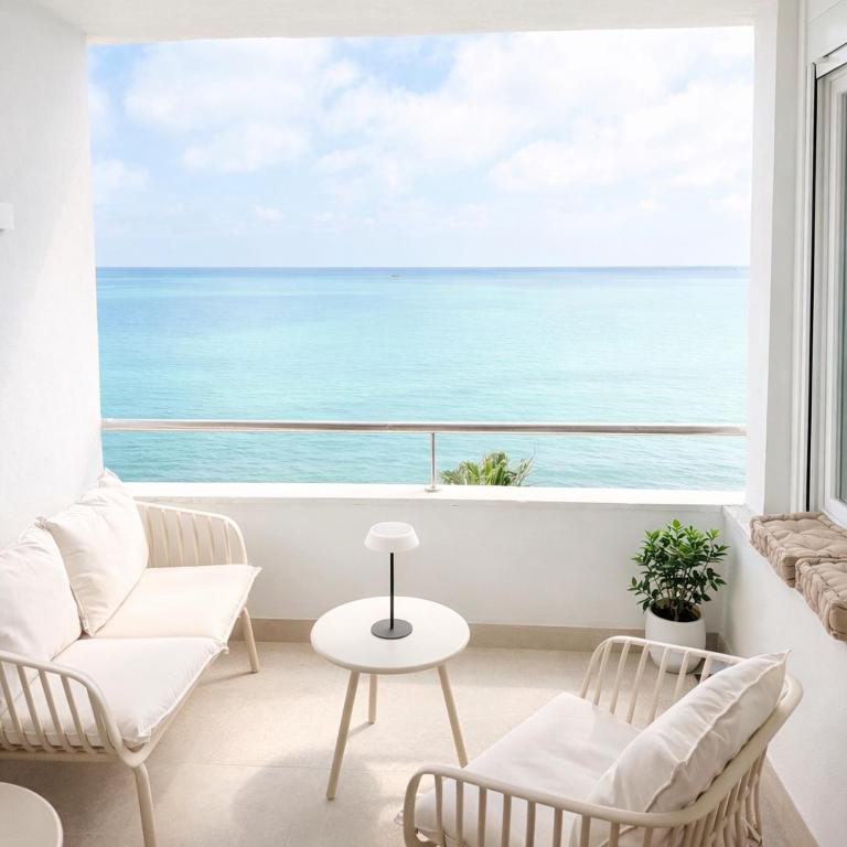 New apartment oceanfront luxury Sinesedesignhomes