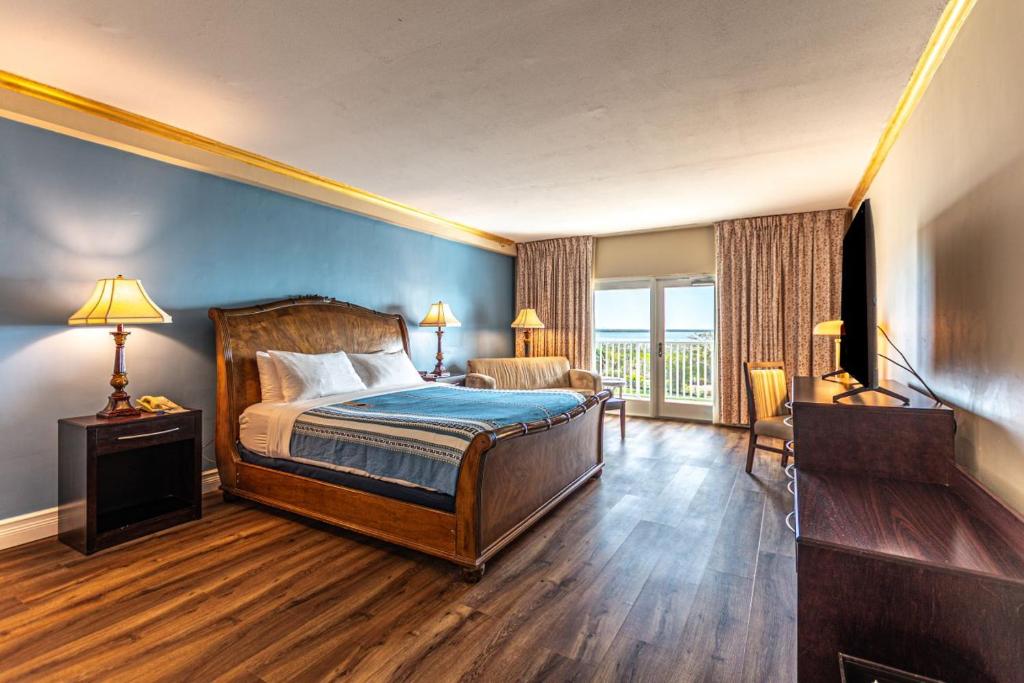Safety Harbor Resort & Spa Trademark Collection by Wyndham - 