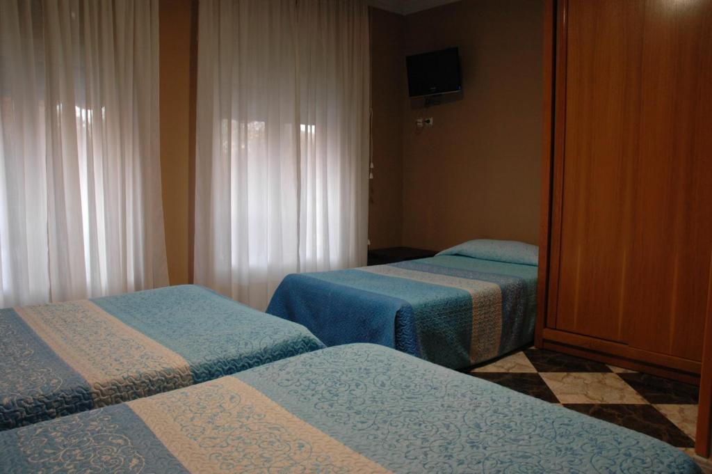 Hospedium Hotel Plaza Manjón - Triple Room