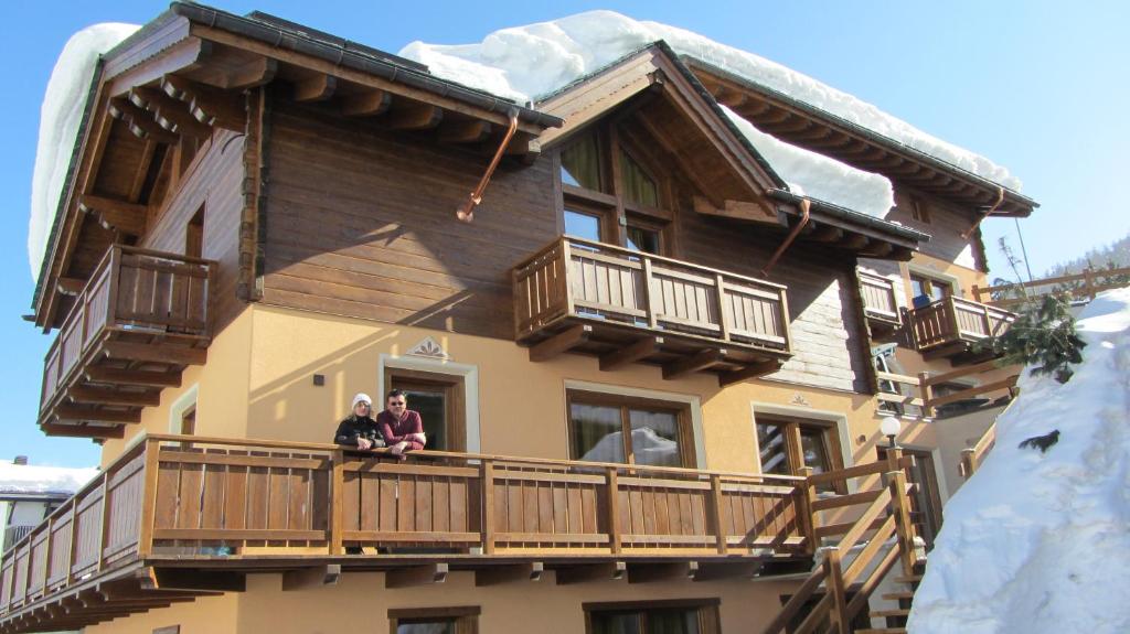 Balkón nebo terasa v ubytování Residence Baita Cusini