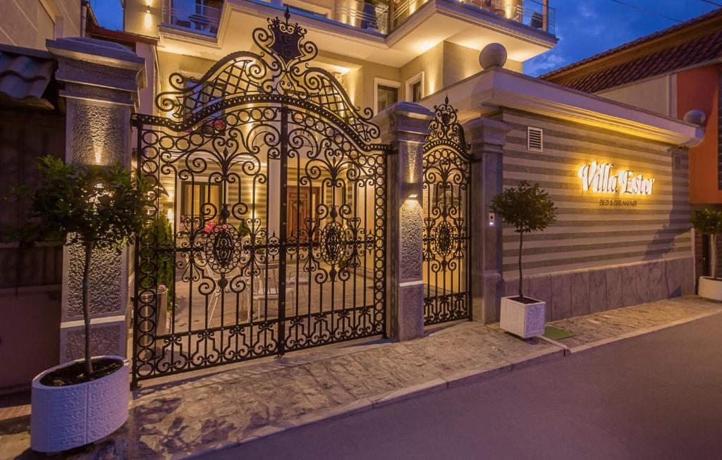 Villa Ester