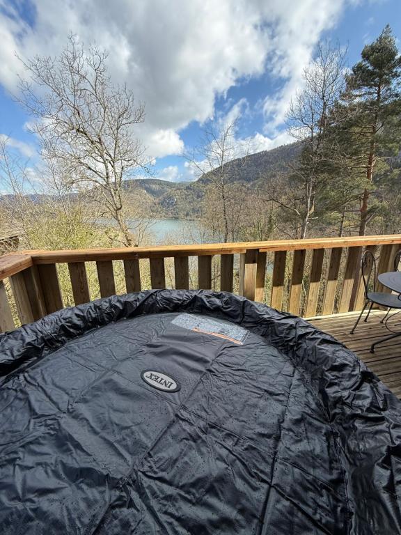 Cabanes et Lodges du Belvedere - Family Room With Lake View