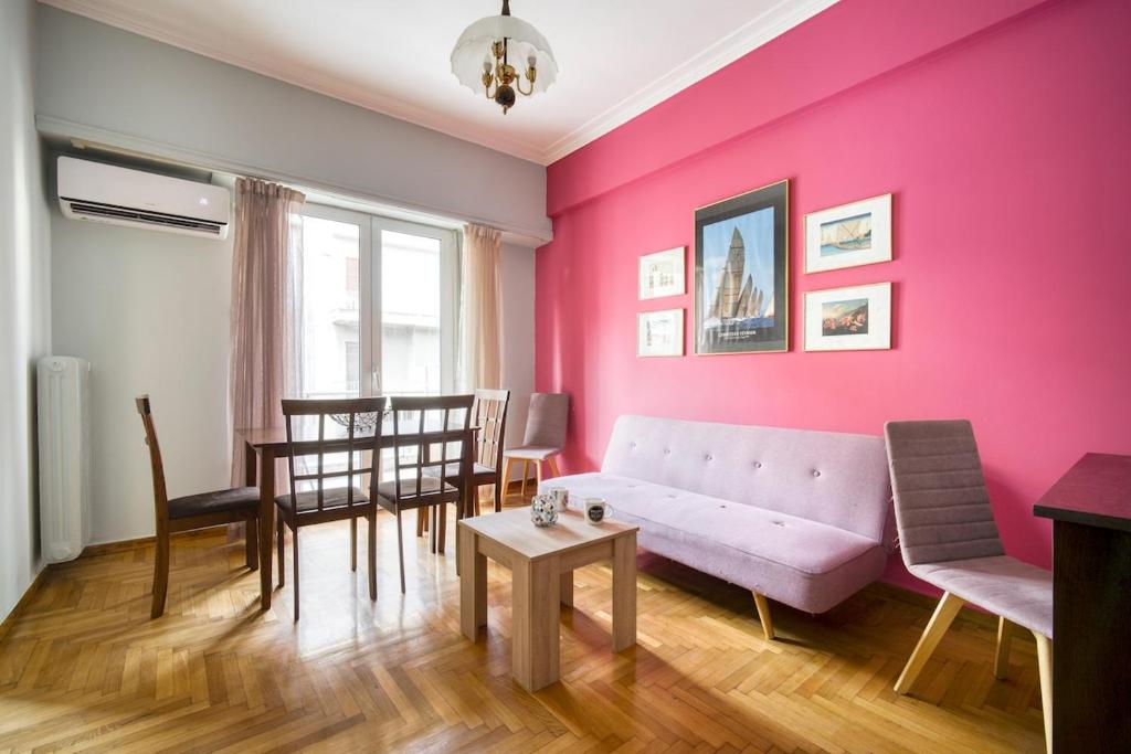 A Vintage Flat near Museum
