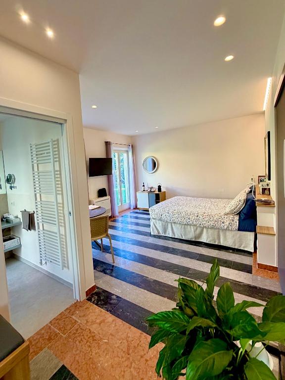 Villa Costantina with heated POOL