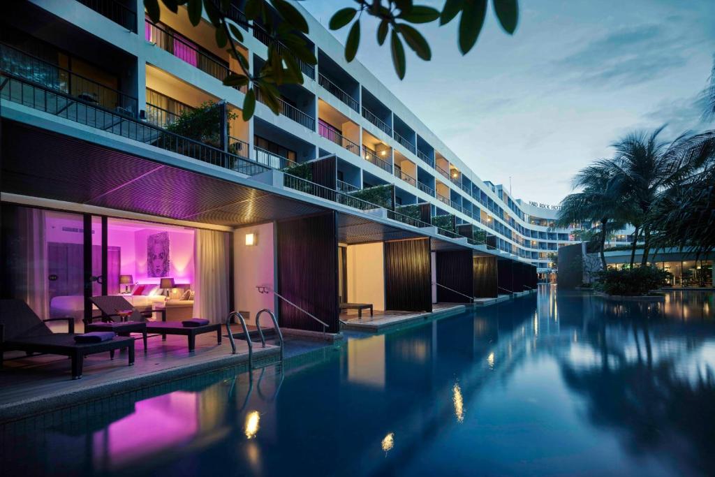 Bazén v ubytování Hard Rock Hotel Penang nebo v jeho okolí