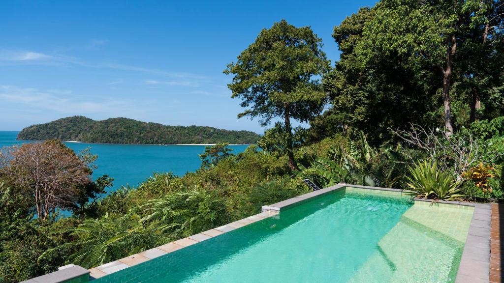 Hornbill Estate - Premium Luxury Villa - Private Beachfront