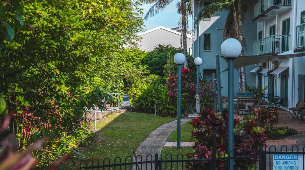 Heritage Cairns Hotel photo