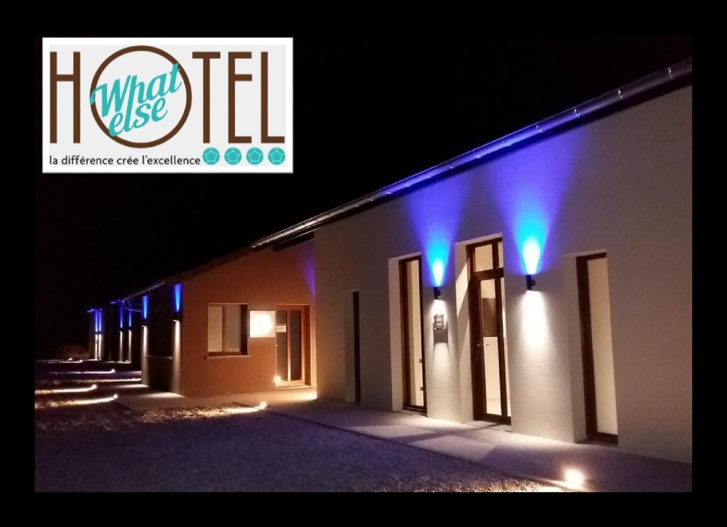 Certifikát, hodnocení, plakát nebo jiný dokument vystavený v ubytování What Else Hotel