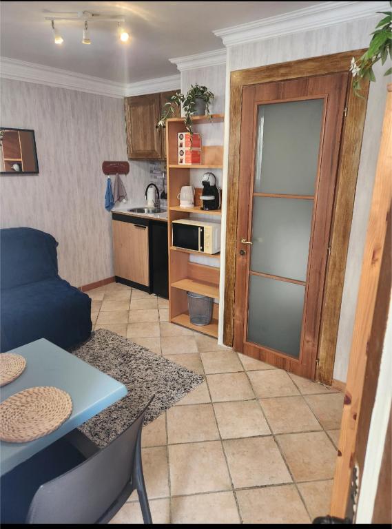 Comfortable studio love nest for 2 people
