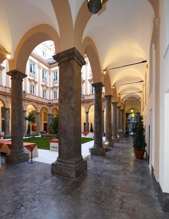 Grand Hotel Piazza Borsa - Resim 22