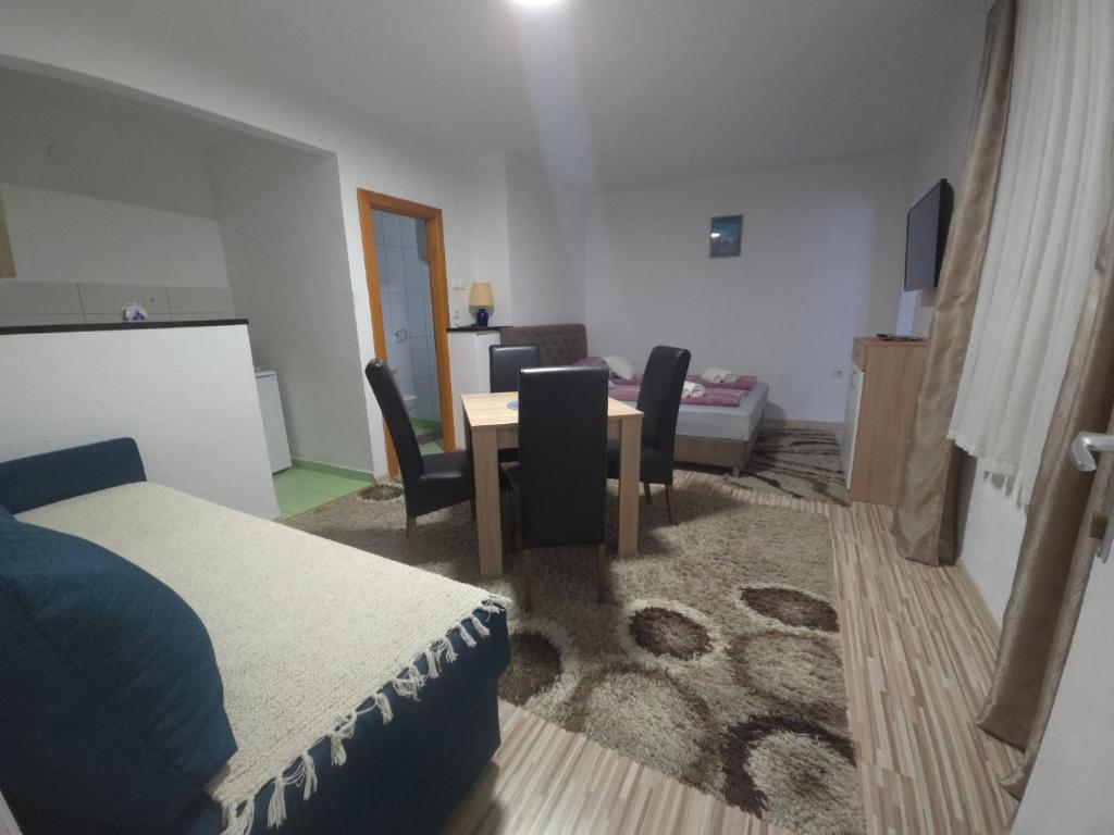 Guest House Nana - 