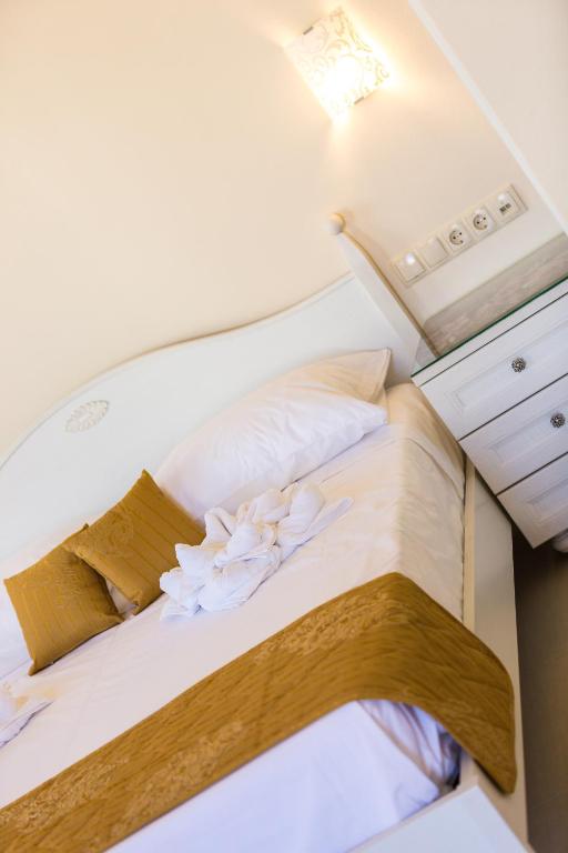 Polyxenia Suites - 13