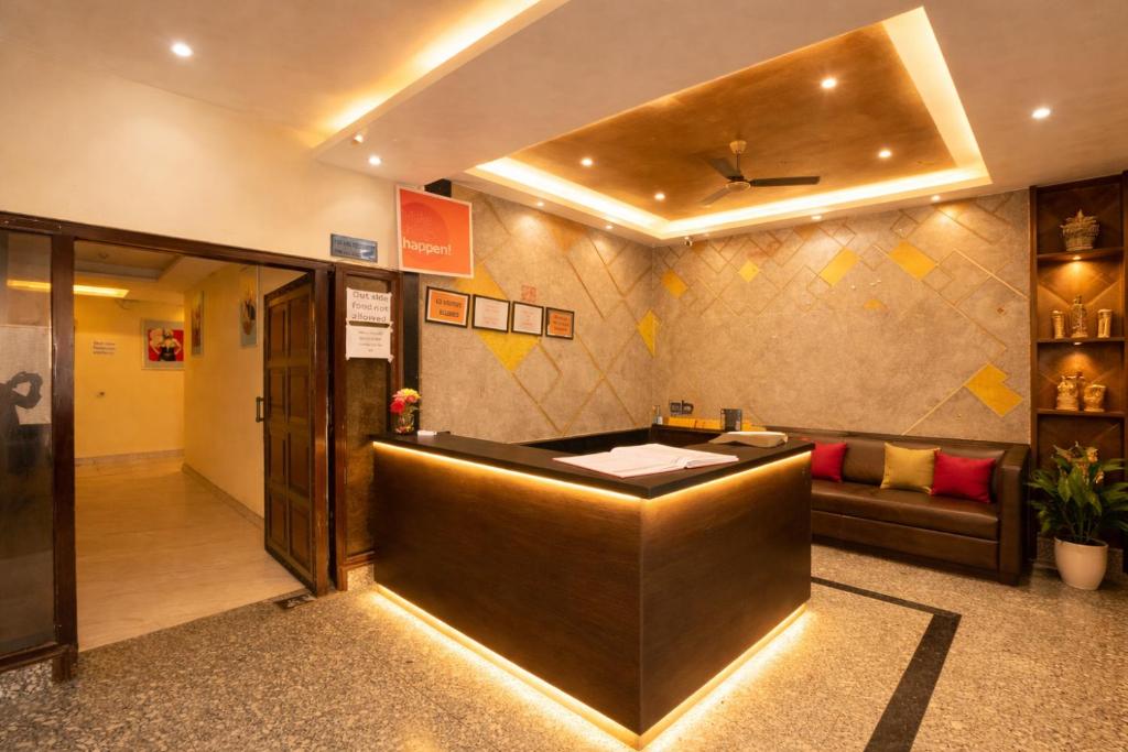 لابی و فضای عمومی Hotel Kasa Stays Near Pacific Mall NSP Pitampura - تصویر ۵