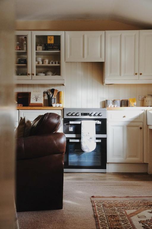 Clock View - Haworth 3