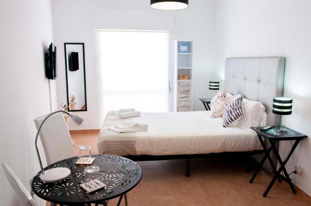 Gallery image of Stork Hostel in Olh&atilde;o