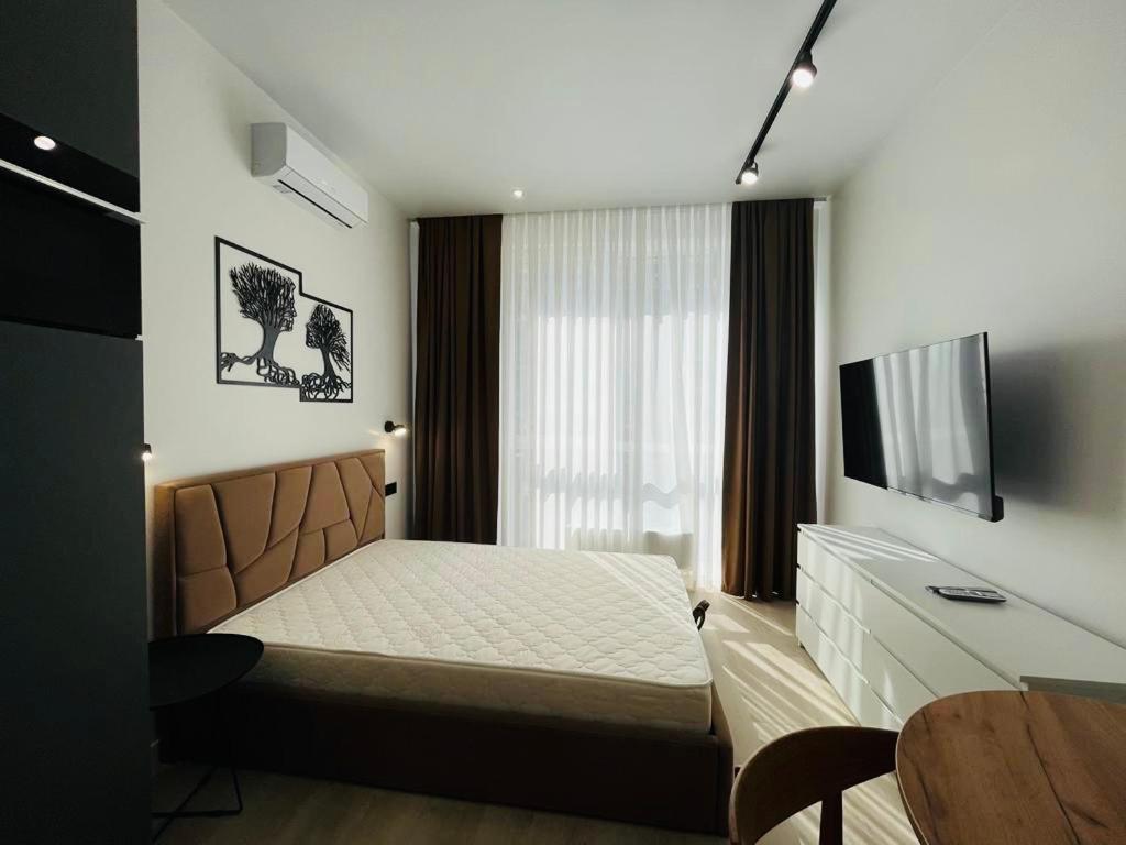 Modern studio in the old town фото 3