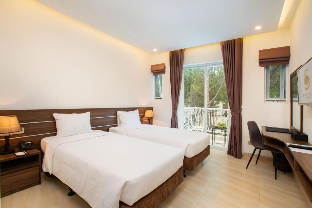 Phòng 2 Giường Đơn Nhìn Ra Khu Vườn