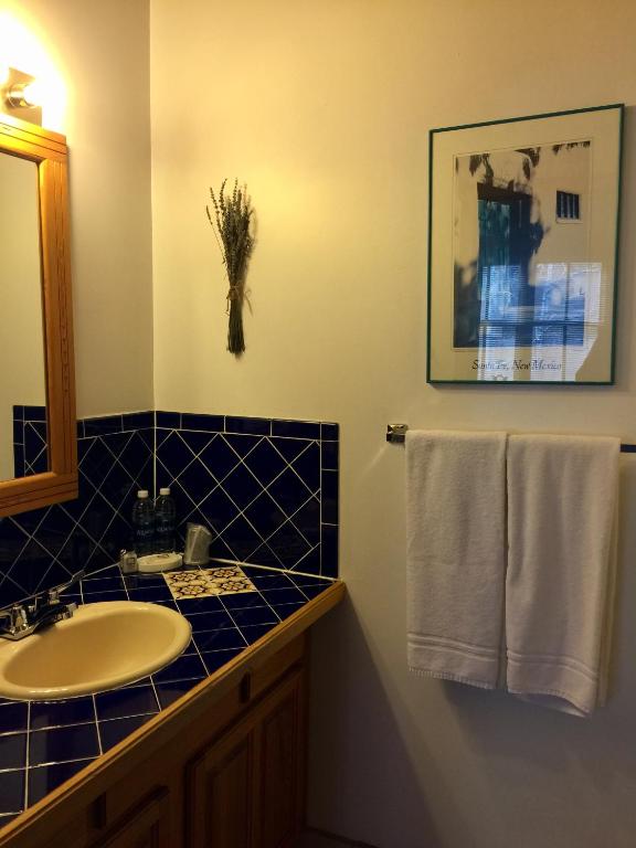Guadalupe Inn - Deluxe Double или Twin Room