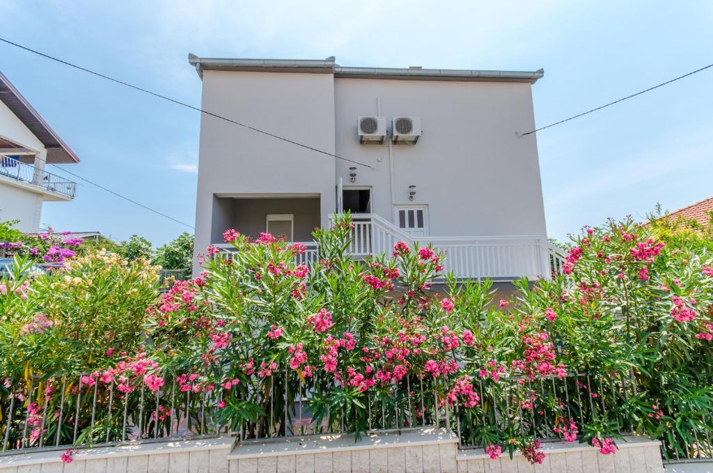 Zahrada ubytování Apartment Iva