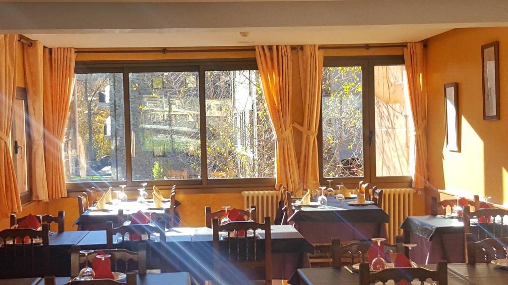 Restaurace v ubytování Hotel Sucara